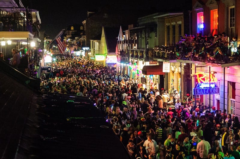 Nightlife Bourbon Street Mardi Gras New Orleans BHe