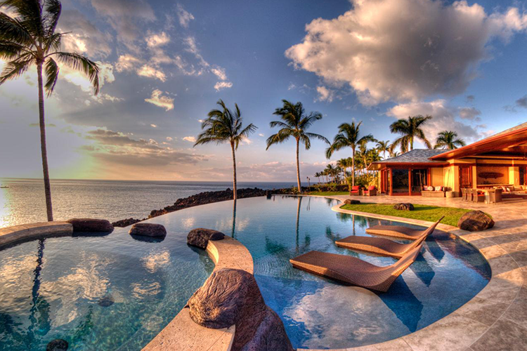 Honeymoon Getaway Guide: Hawaii