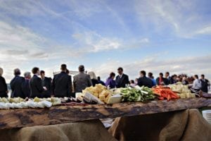 How Much Does Wedding Catering Cost?