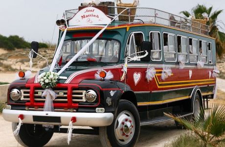 Bus, Van or Limo? Making Sense of Wedding Transportation